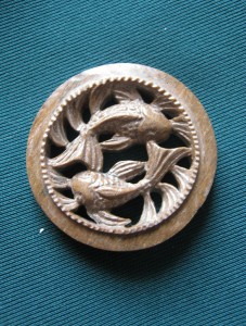 un élément d'un bijoux en ivoire de mammouth, Russie, Altay